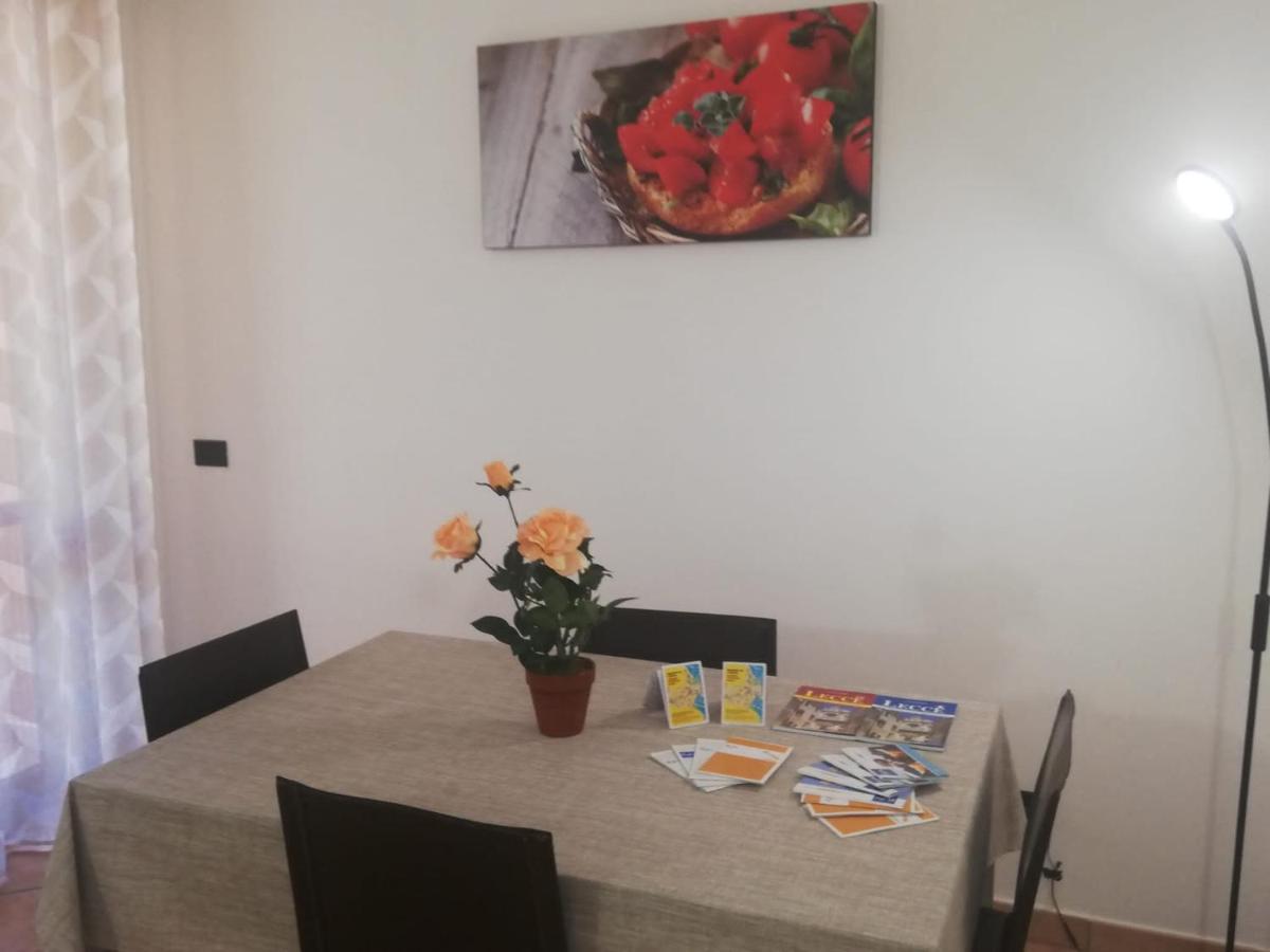 Rosahouse Apartment Lecce Exterior foto